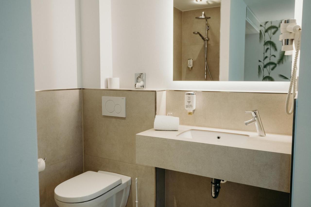 Hotel Crystal Saarbruecken Luaran gambar